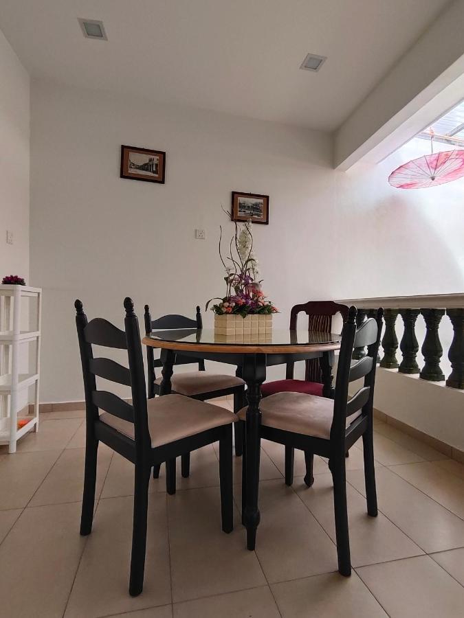 Jawa Townstay Holiday home